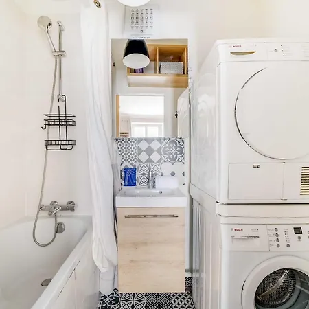 Apartment Cozy 2br 3p - 17e Paris
